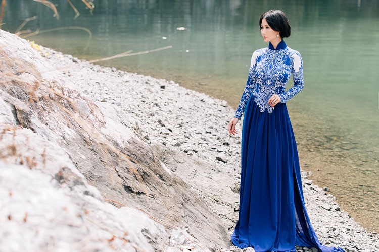 Hoa hau Suong Dang thuot tha ao dai o Ha Long-Hinh-5